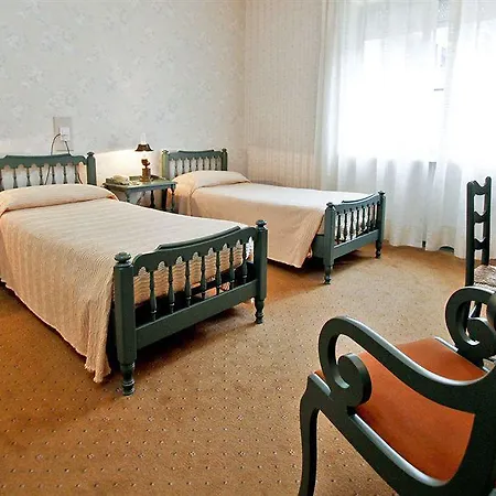 Hotel Antares 4*