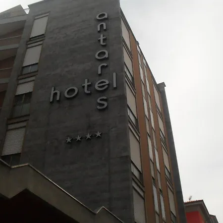 Antares Hotel 4*